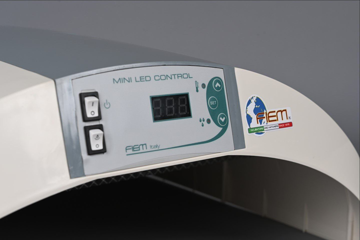 FIEM Cosmo EVO Automatic Egg Incubator & Hatcher – EVO PLUS, 70 Eggs - FIEM-COSMO-EVO - FIEM - Egg Incubator